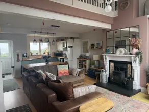 Beautiful Dunfanaghy House with Sea Views - Image 2
