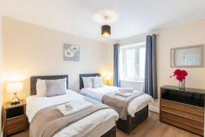1-bedroom apartment with balcony, Hoddesdon - Image 3
