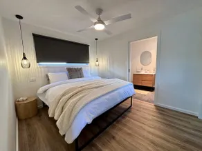 'Apollo Stay' - Stylish & Central - Image 3
