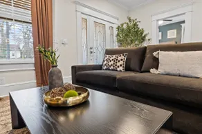 Downtown 2 kitchens, Sleeps 16, 3 min from Mercedes Benz Stadium - Image 2