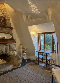 Enchanted Forest Suite in Iconic Storybook Cottage - Image 5