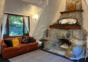 Enchanted Forest Suite in Iconic Storybook Cottage - Image 2