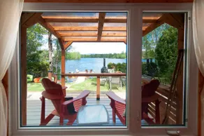Saint-Ho • Happy Chalet at Lac Docteur - Image 4