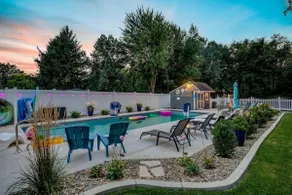 Peaceful ND Home, Pool/HT & 150” Theater Screen - Image 2