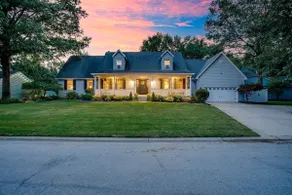 Peaceful ND Home, Pool/HT & 150” Theater Screen - Image 3