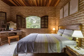 Private Country House | Fireplace and Pet Friendly - Image 3
