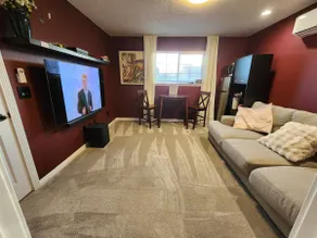Cozy Suite: Hot Tub, EVCharger, 65” OLED, Best Bed - Image 5