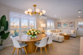 Serene Modern 3BR River View Apt w/ Parking - Image 4