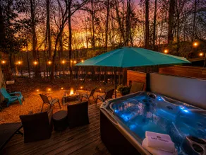 Hotub/ pontoon Boat/JetSKI Rental, 2 story dock - Image 4
