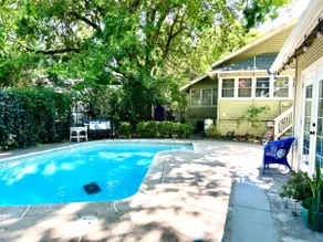 Esplanade Pool House - Image 2
