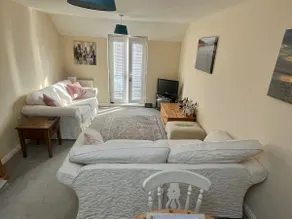 Entire Two Bedroom Coach House - Image 2