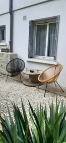 Comfortable studio apartment, terrace & train station 10 min walk - Image 2