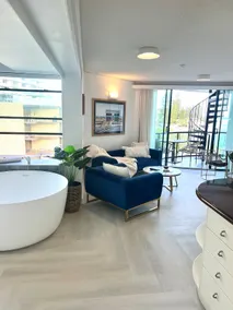 Exclusive Waterfront Rooftop Getaway - Image 2