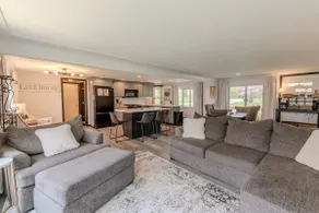 Lakefront Private Beach w/ Game Room, Sleeps 12+ - Image 5