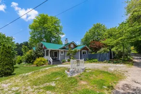 Candyland Cottage - New Hot Tub & No Pet Fees - Image 2