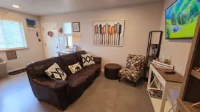 Waffle Cottage • Heated Floor • HotTub • Breakfast - Image 2