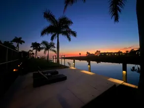 Luxury modern waterfront 4BR/3.5BA pool beach - Image 3