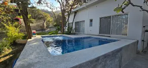 A natural setting close to the city! - Image 2