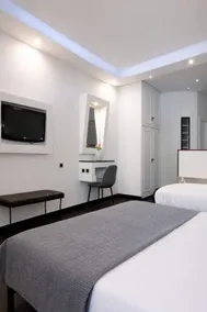 NOHO Boutique Koukaki , premium living - Image 3