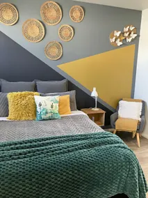 Birches on Patricia: a peaceful, modern retreat - Image 2