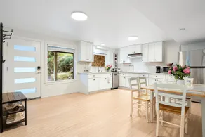Private Bellevue/Clyde Hill Apt | No Stairs - Image 4