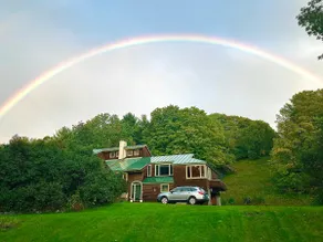 Town's End, a Private Estate with Mountain Views - Image 2