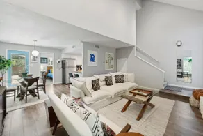 Beautiful Bungalow with HOT TUB! Clean & Cozy - Image 3