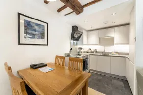 2 bedroom accommodation in Ambleside - Image 3