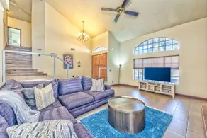 3700 sq ft home, pool, last-minute discount! - Image 3