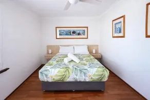 Scarborough Beach Front Resort - Shell Thirteen - Image 4