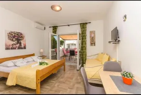 Cozy and newly renovated Holiday Apartment - Image 4