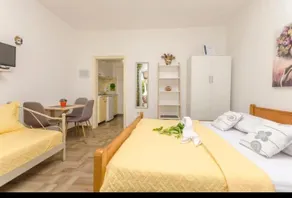 Cozy and newly renovated Holiday Apartment - Image 5