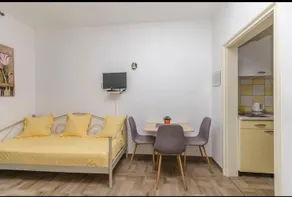 Cozy and newly renovated Holiday Apartment - Image 2