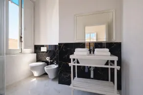 Allegra Viareggio Suite with Balcony - Image 3