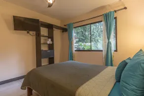 5 minutes from the beach, ideal for groups and families - Image 5