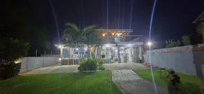 lakeside house with boat ramp - Image 2