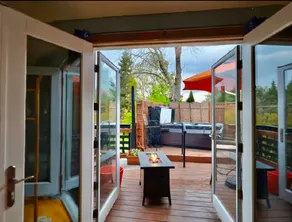 Boutique Spa Stay: Infrared Sauna & Hot Tub - Image 2