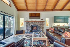 Game Room, Fire Pit, Deck: Remodeled Pinetop Cabin - Image 4