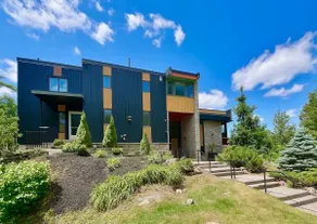Rare Modern and Luxurious Oasis | Hot tub & Gym - Image 3