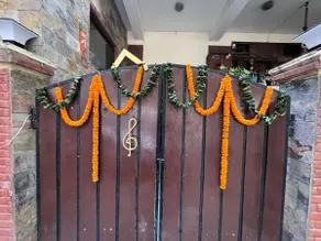 Paradiso, Studio Apartment in Nizamuddin East. - Image 2
