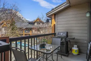 Scenic Mountain With Outdoor Hot Tub 1 Bedroom Den - Image 5