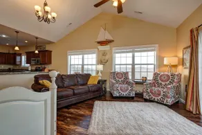 Lake Escape Penthouse Elevator Heated Indoor Pool Splashpad - Image 4