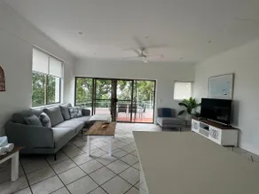A slice of paradise,entire condo / beach views - Image 5