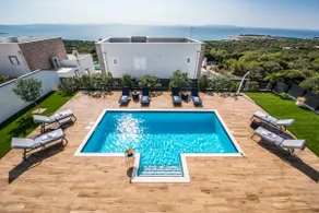 Villas Royal II with Private Pool - Image 2