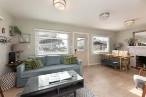 Historic beachside home in charming Sunset Beach - Image 2
