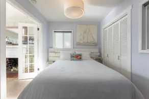 Historic beachside home in charming Sunset Beach - Image 3