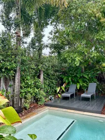 Lush Tropical Retreat Heated Pool King Bed Netflix - Image 2