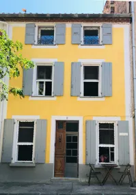 Charmerende hus med gårdhave i Leucate landsby. - Image 2