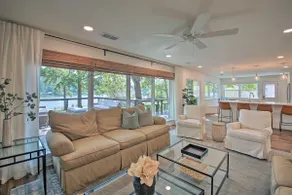 Deck, Fire Pit: Waterfront Lake Hamilton Home - Image 3