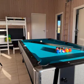 Beach I Kids I Biljard I 2in1 House I Mini Pool - Image 2